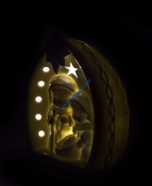 Dekoracyjna porcelanowa Szopka podświetlana diodą LED art.nr: 15/15/FIG