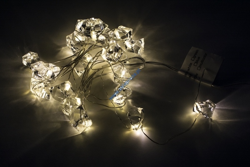 Lampki LED KOSTKI LODU,biały ciepły , wewnętrzne, zasilane na baterie 16/17/NIK/WW